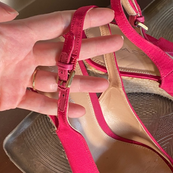 Via Spiga pink sling back espadrilles with a peep toe - Picture 2 of 6